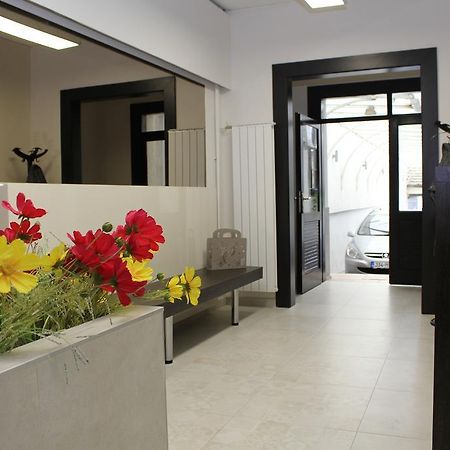 Wake Up Apartments And Rooms Belgrad Exteriör bild