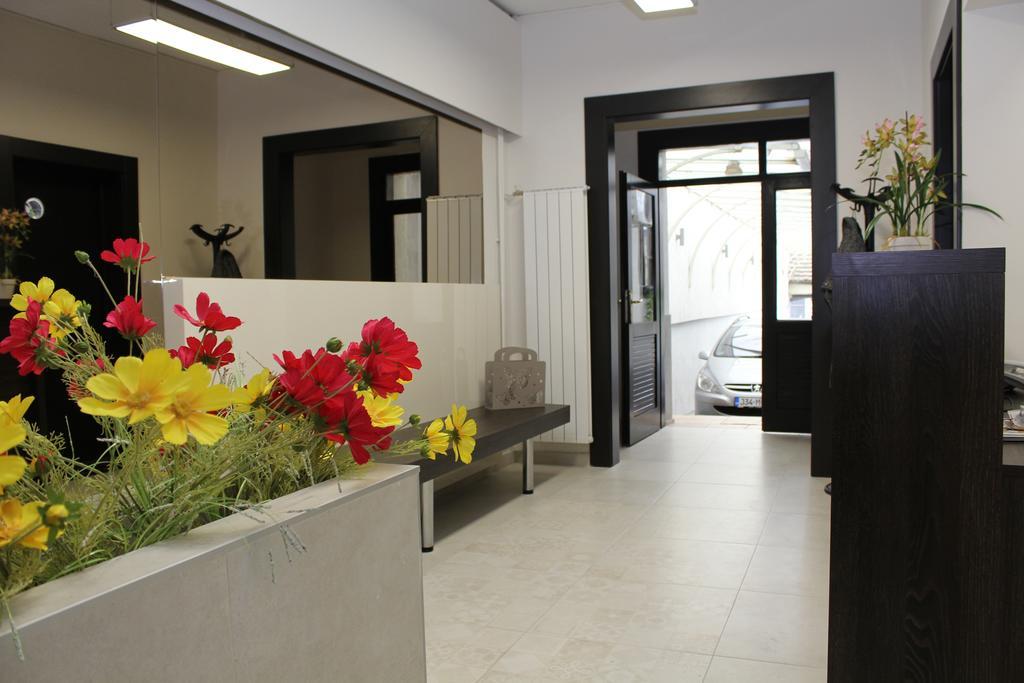 Wake Up Apartments And Rooms Belgrad Exteriör bild