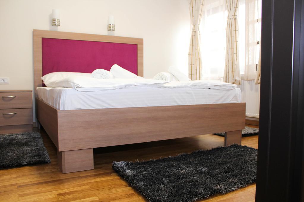 Wake Up Apartments And Rooms Belgrad Exteriör bild