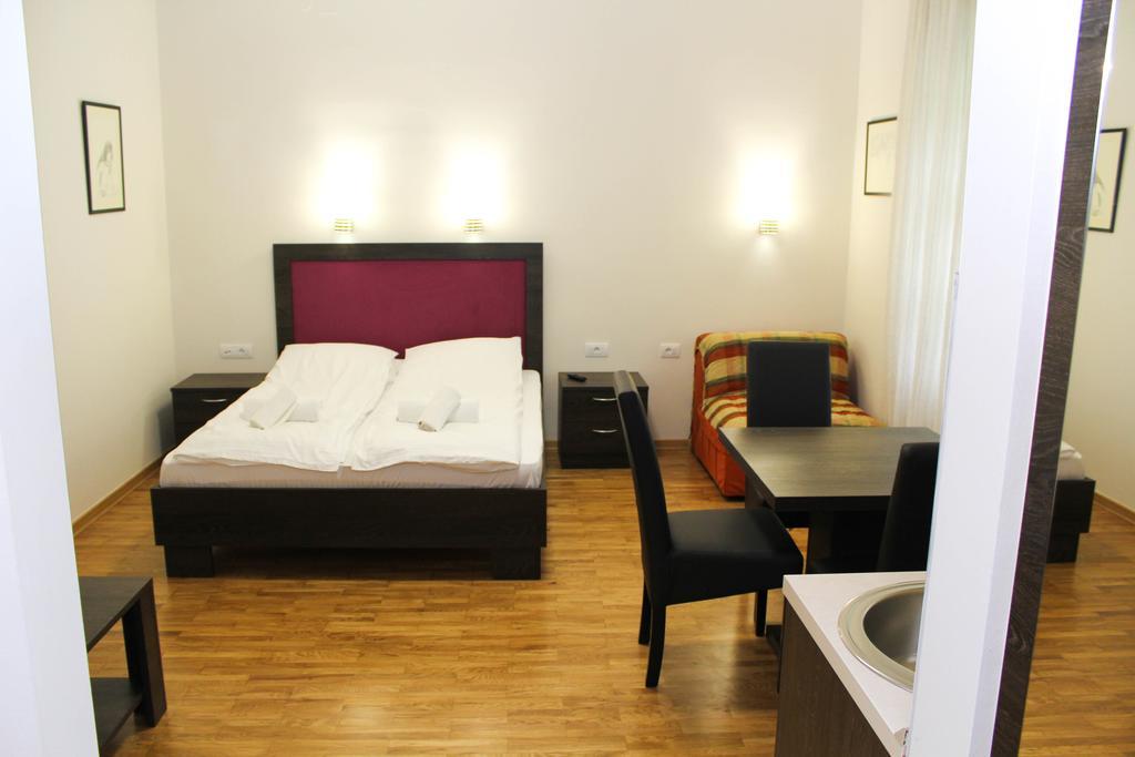 Wake Up Apartments And Rooms Belgrad Exteriör bild