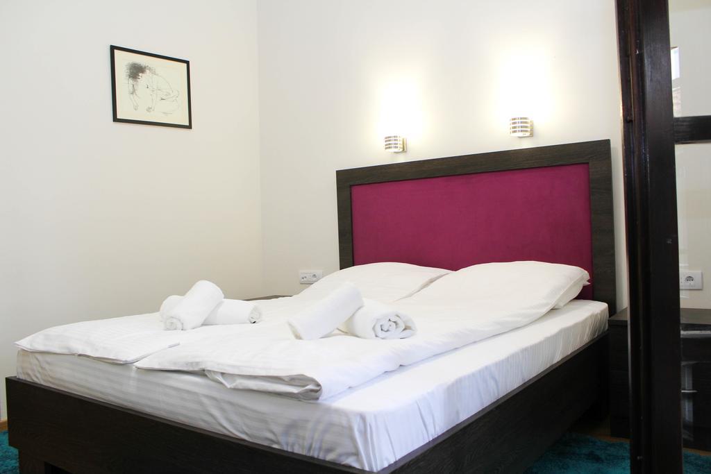Wake Up Apartments And Rooms Belgrad Exteriör bild
