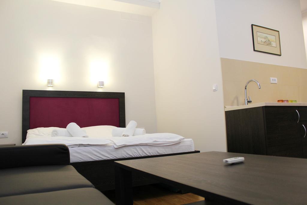 Wake Up Apartments And Rooms Belgrad Exteriör bild