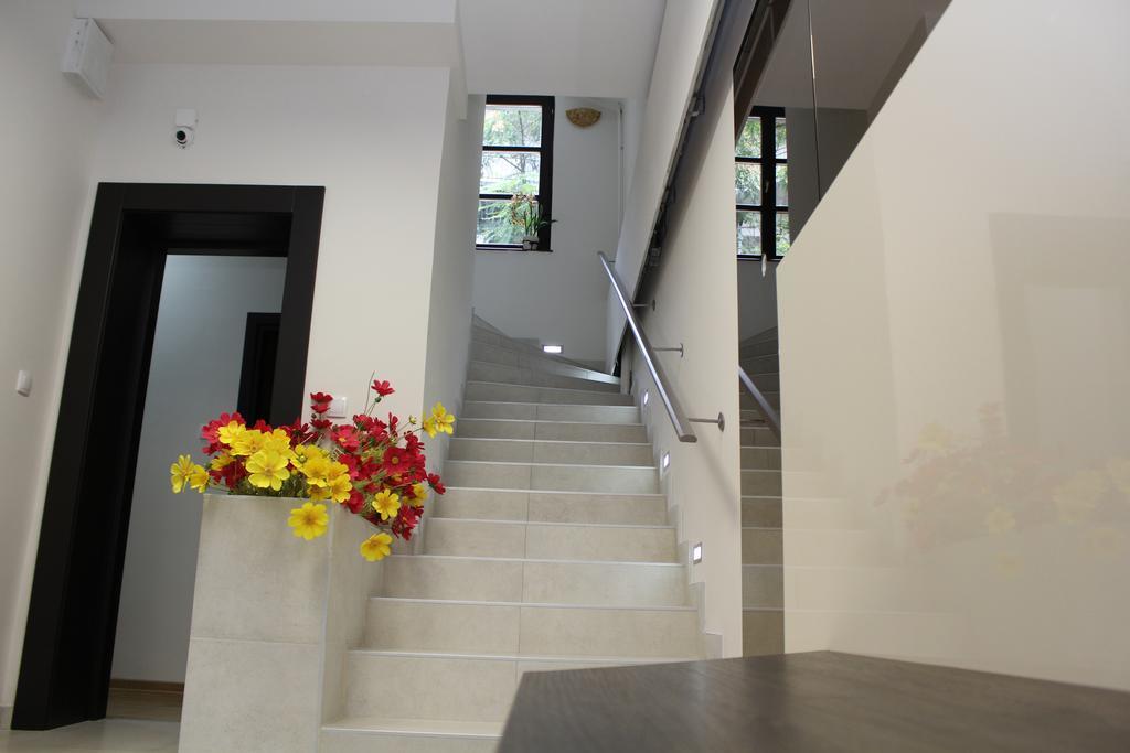 Wake Up Apartments And Rooms Belgrad Exteriör bild