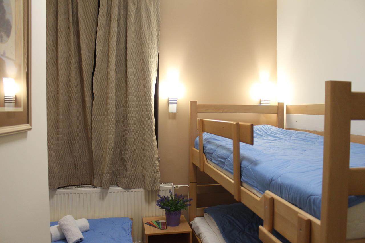 Wake Up Apartments And Rooms Belgrad Exteriör bild